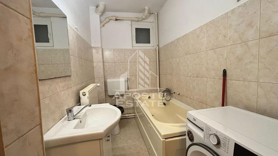 Apartament cu 2 camere semidecomandat, mobilat în Complex Studențesc