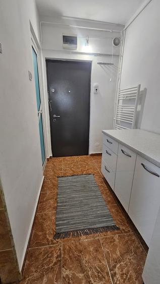 Garsonieră decomandată în Țiglina 1