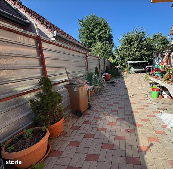 Casă cu 4 camere decomandat în Lupeni