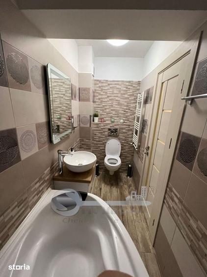 Apartament cu 3 camere decomandat, mobilat în Galata