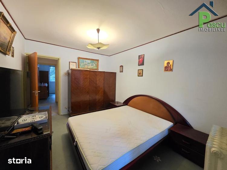 Apartament cu 3 camere semidecomandat în Giurgiului