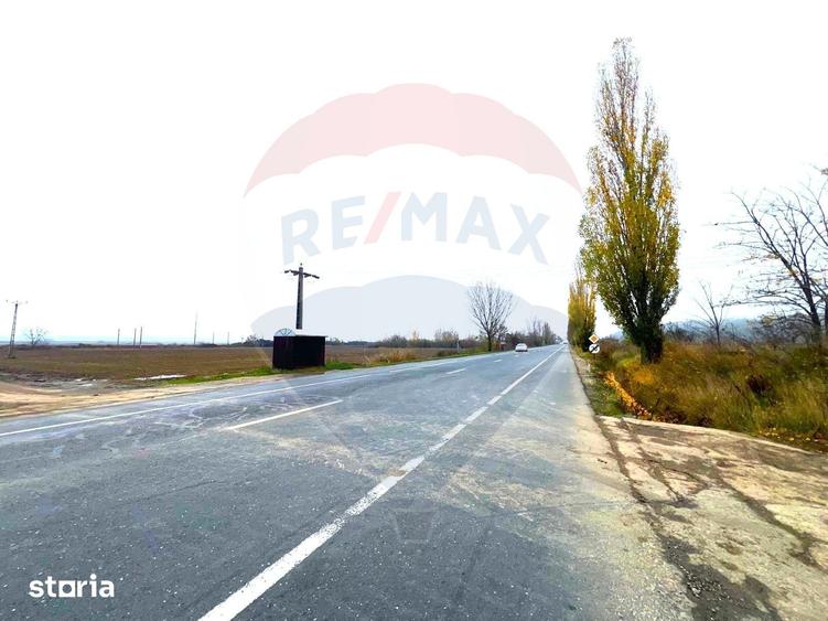 Apartament cu 3 camere decomandat, mobilat în Răcăciuni