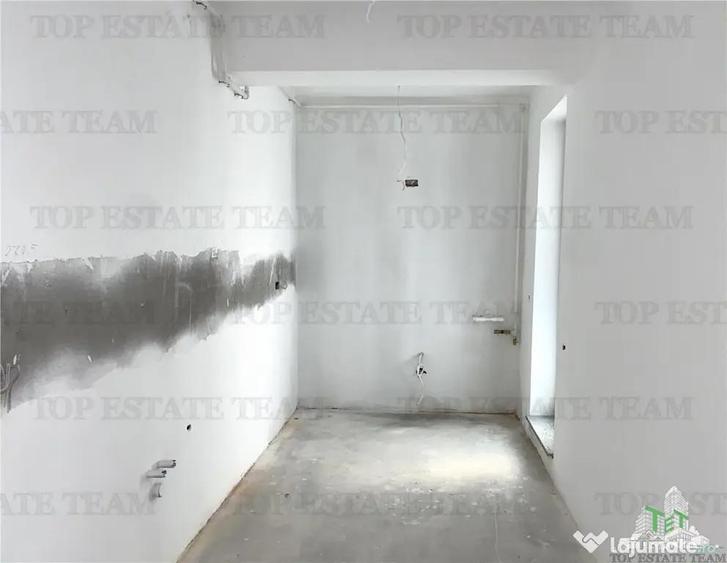 Apartament cu 3 camere decomandat în Eminescu