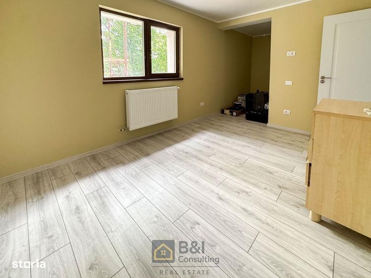 Casă cu 4 camere în Păun