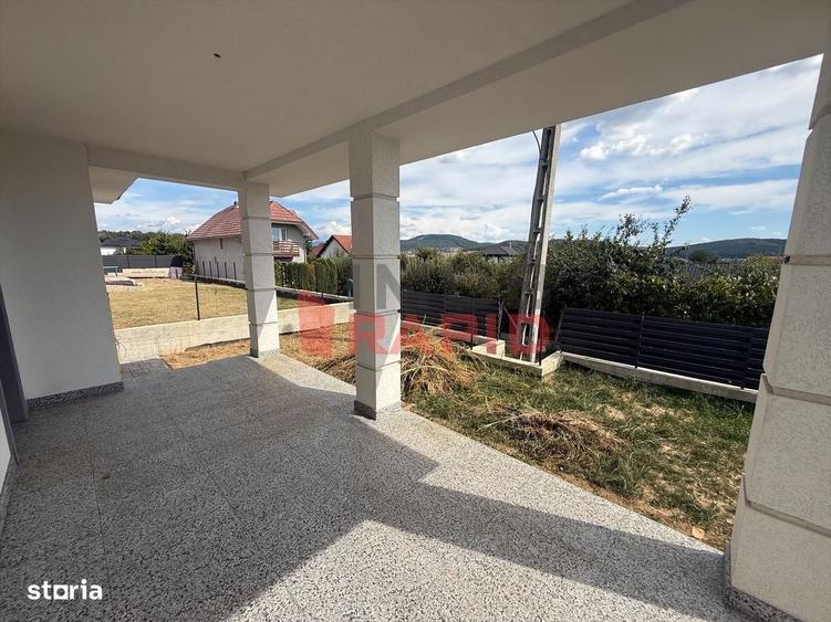 Casă cu 4 camere cu Teren 470 Mp în Central