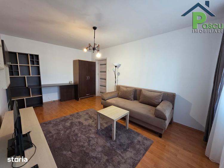 Apartament cu 3 camere decomandat, mobilat în Giurgiului