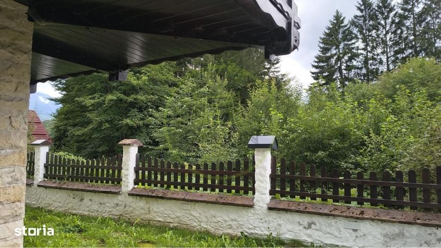 Apartament cu 3 camere în Clăbucet