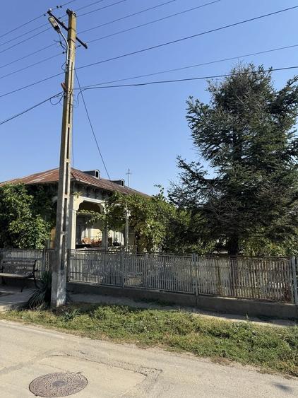Casă cu 4 camere în Malu
