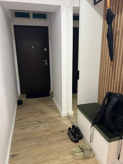 Apartament cu 3 camere decomandat în Pipera