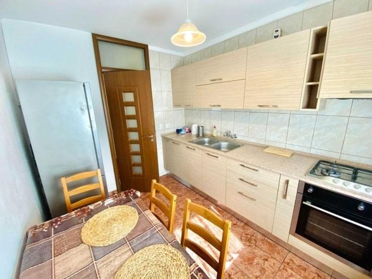 Apartament cu 2 camere decomandat, mobilat în Aviației