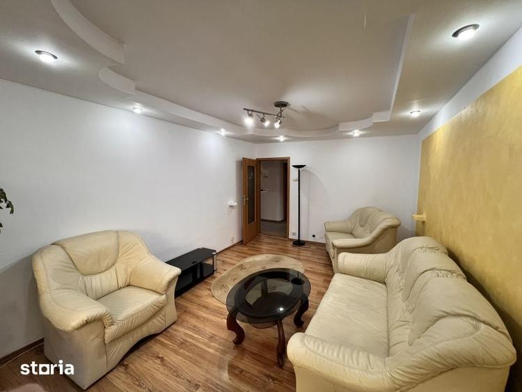 Apartament cu 3 camere decomandat în Mihai Viteazul