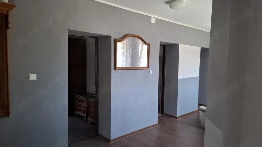 Casă cu 3 camere cu Teren 508 Mp în Central