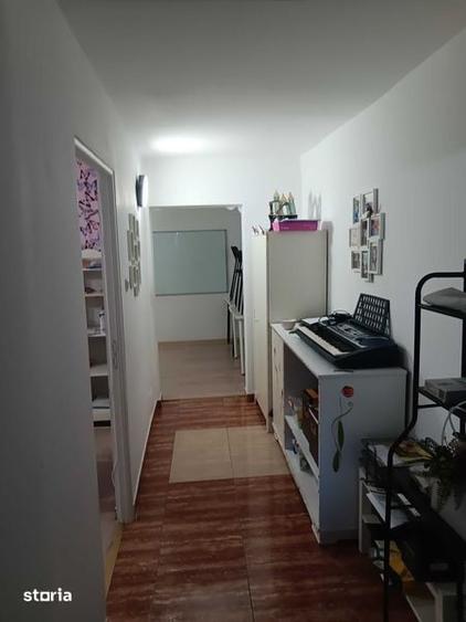 Inchiriez 3 camere otopeni - 1