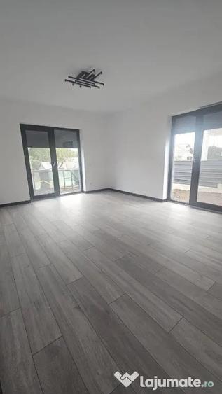 Vila de LUX din 2026 la Cheie in Burdujeni - 2