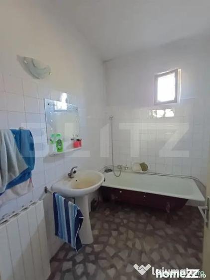 Casă cu 3 camere cu Teren 11508 Mp în Copăceni