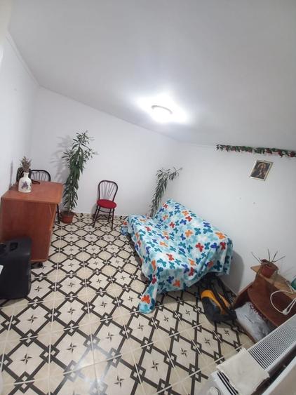 Casă cu 3 camere cu Teren 1041 Mp în Central