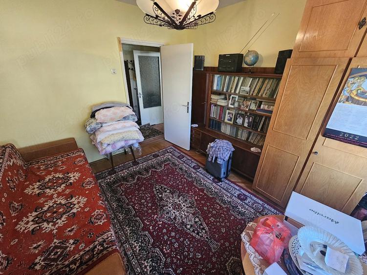 Apartament cu 3 camere semidecomandat în Țiglina 3