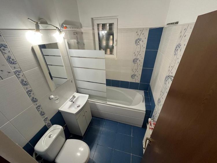 Apartament cu 2 camere în Aleea Trandafirilor