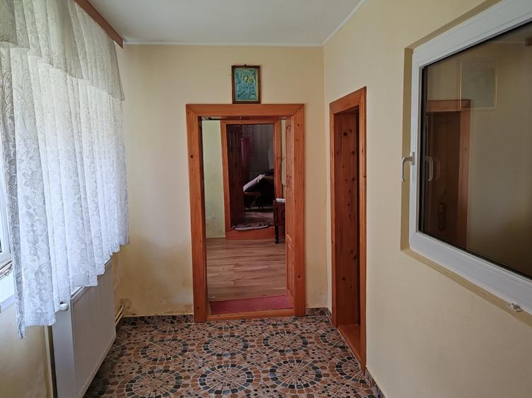 Casă individuală cu 4 camere cu Teren 476 Mp în Vlădeni