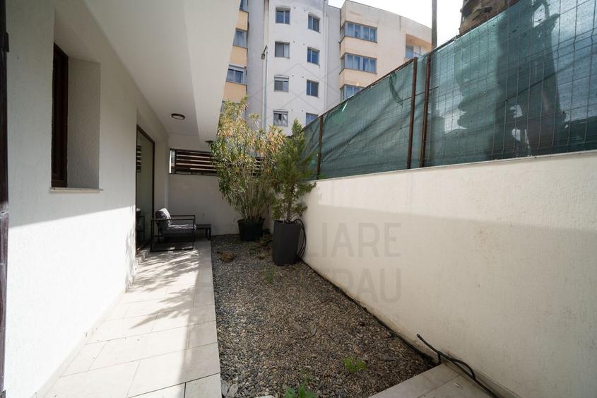 Apartament cu 3 camere semidecomandat, mobilat în Herăstrău