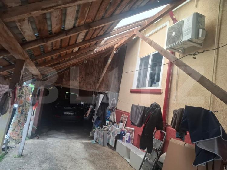Casă individuală cu 3 camere cu Canalizare în Titu