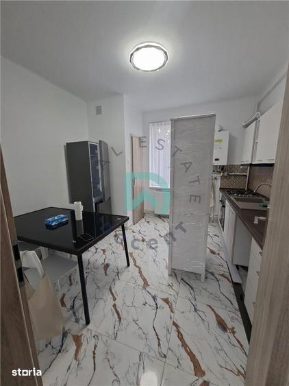 Apartament cu 3 camere decomandat în Bartolomeu
