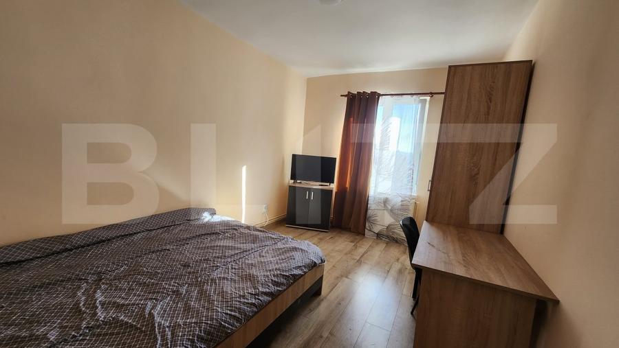 Apartament cu 3 camere decomandat, mobilat în 7 Noiembrie