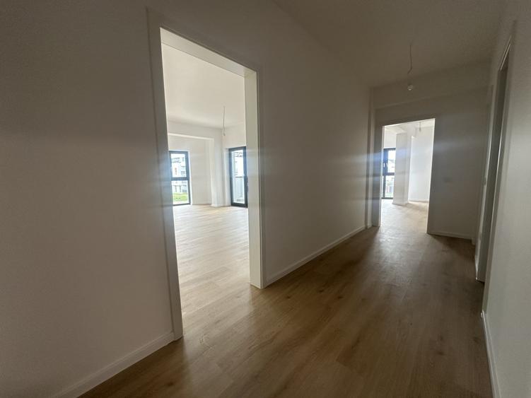 Apartament cu 2 camere în Tractorul — fotografia 3