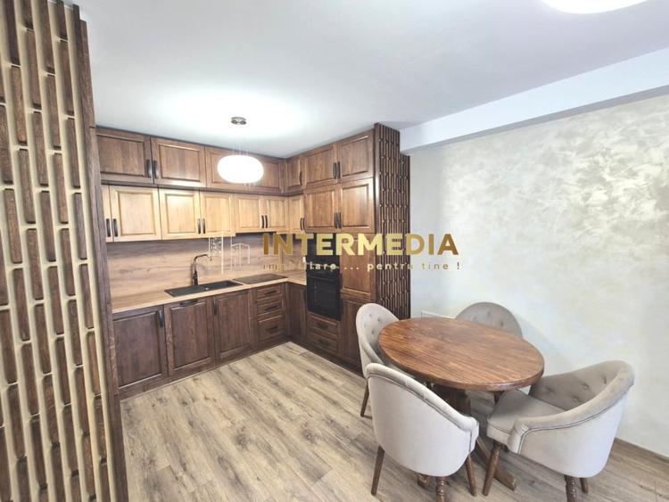 Apartament cu 2 camere decomandat, mobilat în Cetate