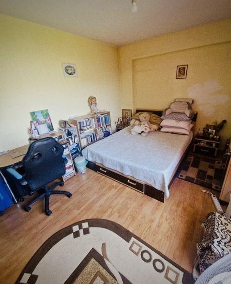 Vand apartament 2 camere Drumul Taberei, strada Raul Doamnei - 4