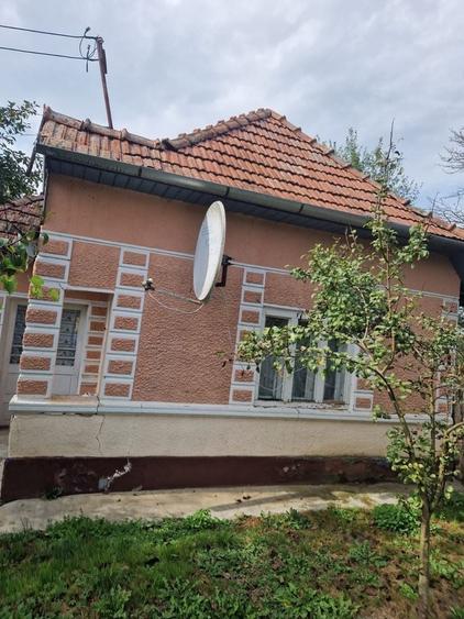 Casă cu 3 camere în Mărășești