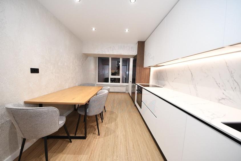 Apartament cu 2 camere decomandat în Faleză