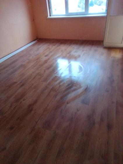 Apartament cu 2 camere decomandat în Siderurgiștilor