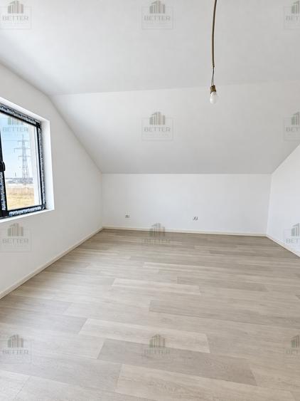 Casă individuală cu 4 camere cu Garaj în Berceni