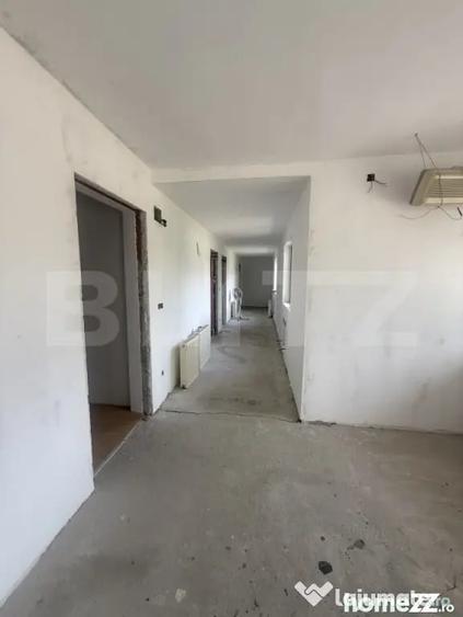 Casă cu 4 camere cu Teren 1027 Mp în Central