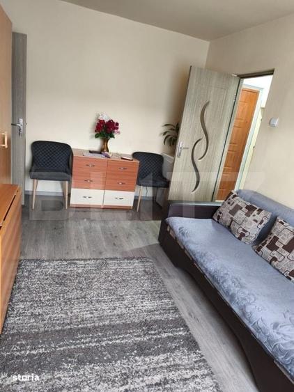 Apartament cu 3 camere semidecomandat în Central