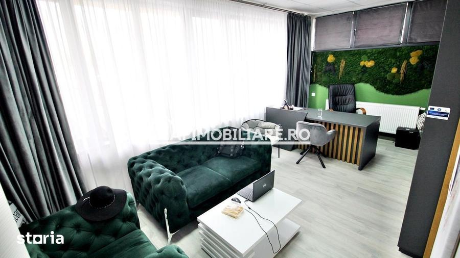 Spațiu comercial, de 220 mp, în Central