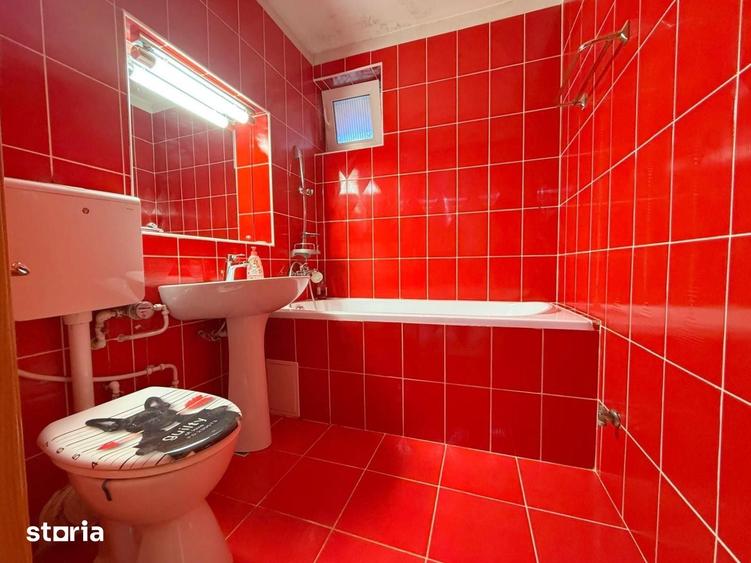 Apartament cu 4 camere, mobilat în Medicină