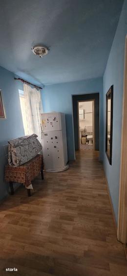 Apartament cu 3 camere decomandat în Tomis Nord