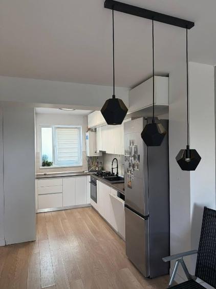 Duplex cu 4 camere cu Canalizare în Theodor Pallady