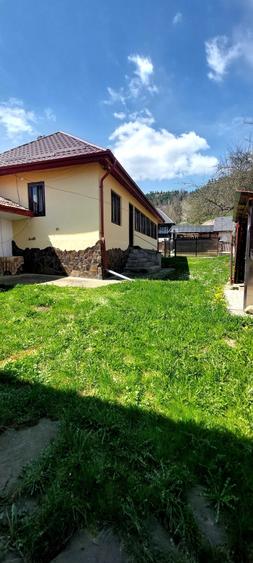 Casă cu 3 camere în Cotumba