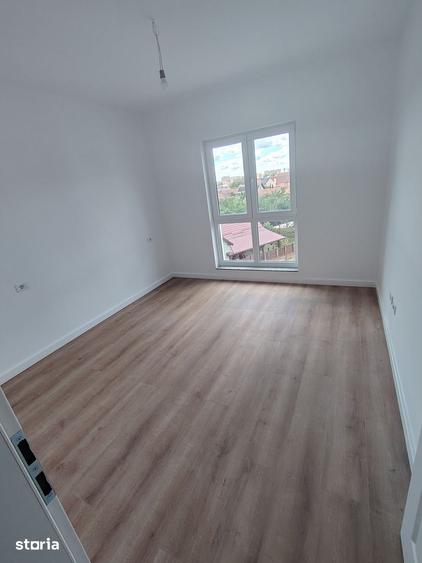 Apartamente la blocuri noi in Gradi?te zona superba si linistita - 11