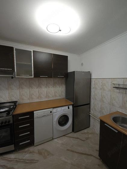 Casă cu 3 camere cu Teren 250 Mp în Girocului