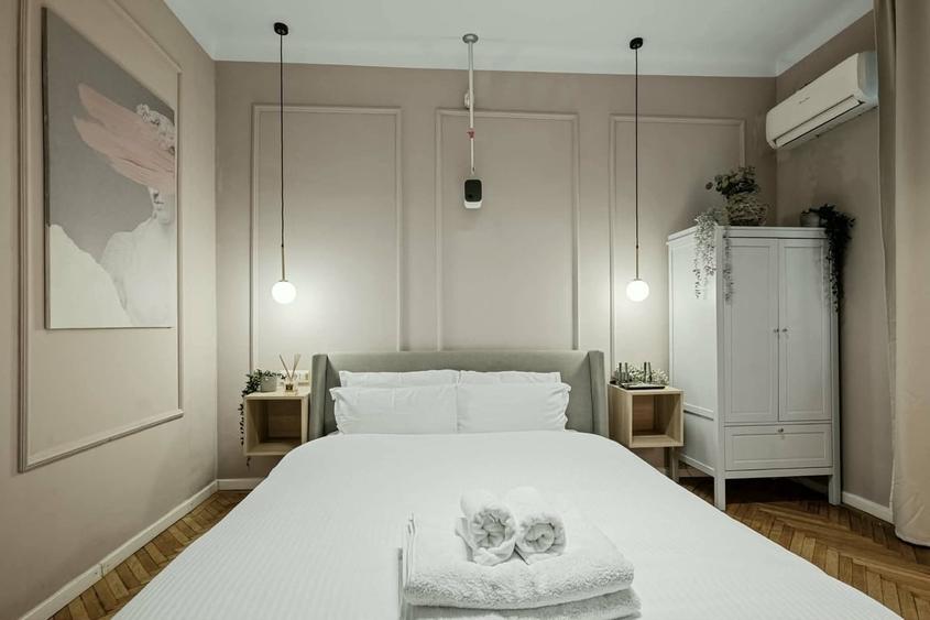 Apartament cu 3 camere decomandat în Cișmigiu