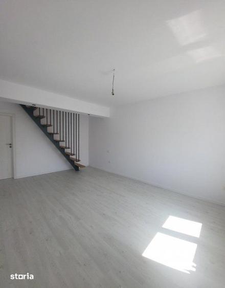 Casă cu 5 camere cu Teren 250 Mp în Central