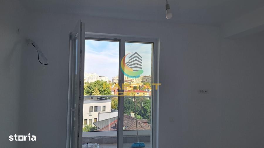 Apartament cu 4 camere în Giurgiului
