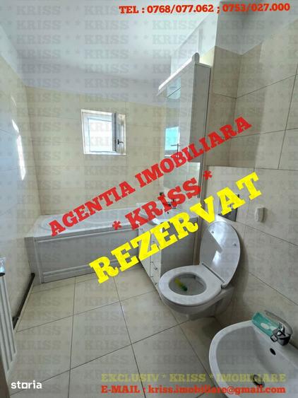 Apartament cu 3 camere decomandat în Central