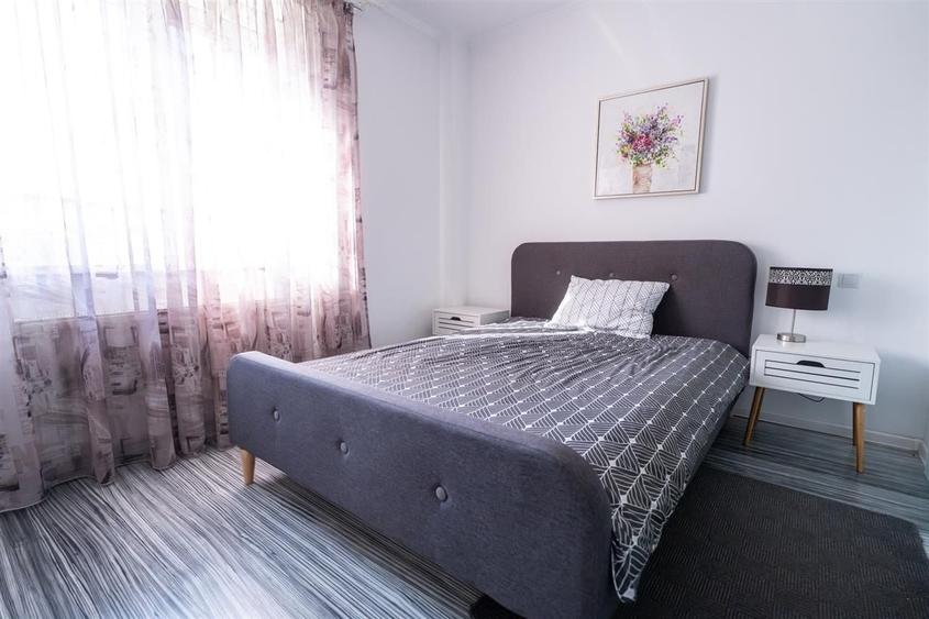 Apartament cu 2 camere semidecomandat în Plopilor