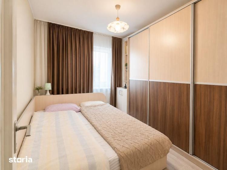 Apartament cu 3 camere semidecomandat în Micro 15