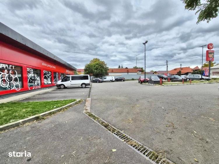 Spațiu comercial, de 910 mp, în Filipeștii de Pădure